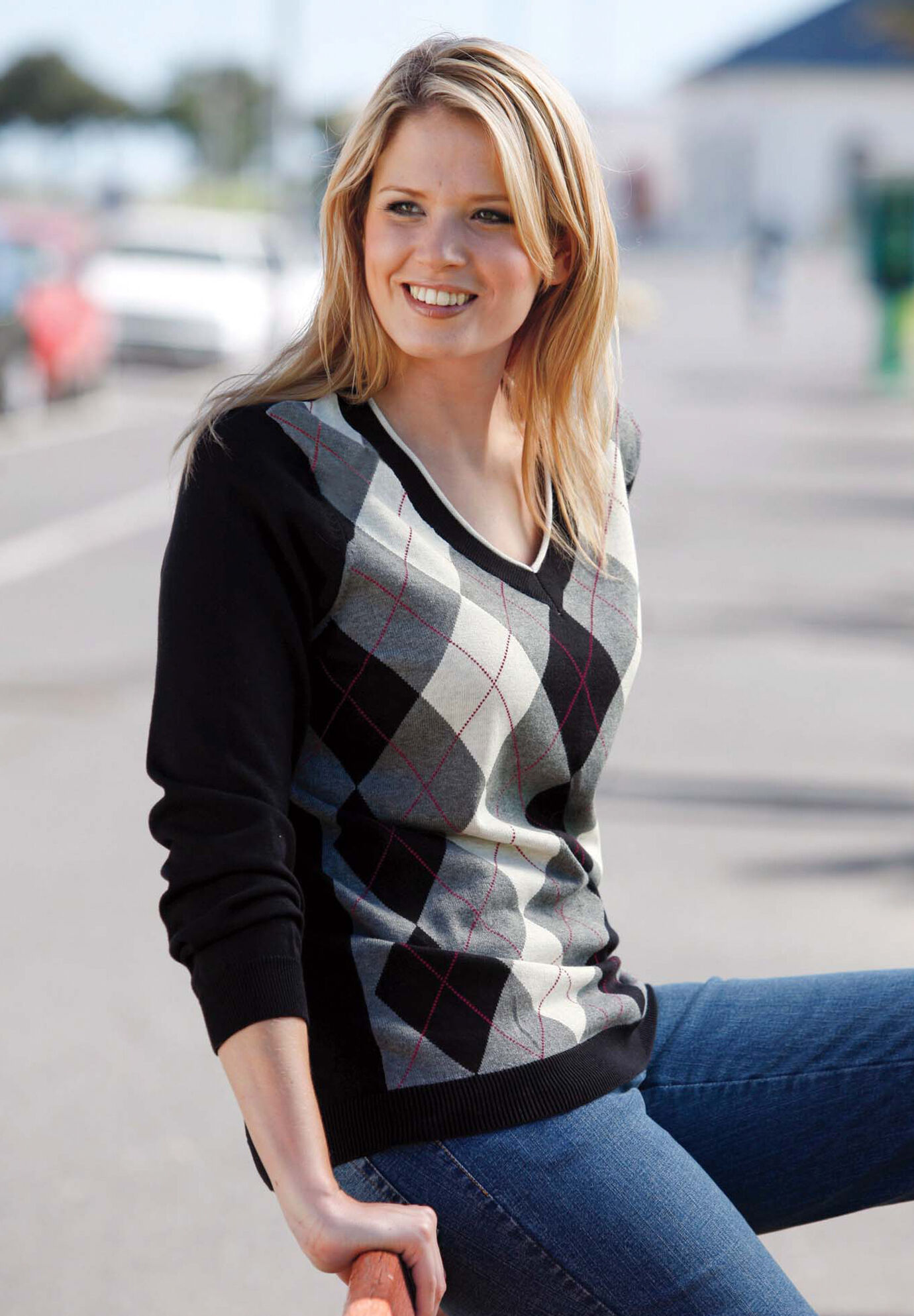 women's plus size argyle sweaters